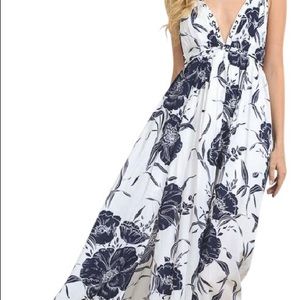 Hommage - Navy white maxi stap maxi dress 👗